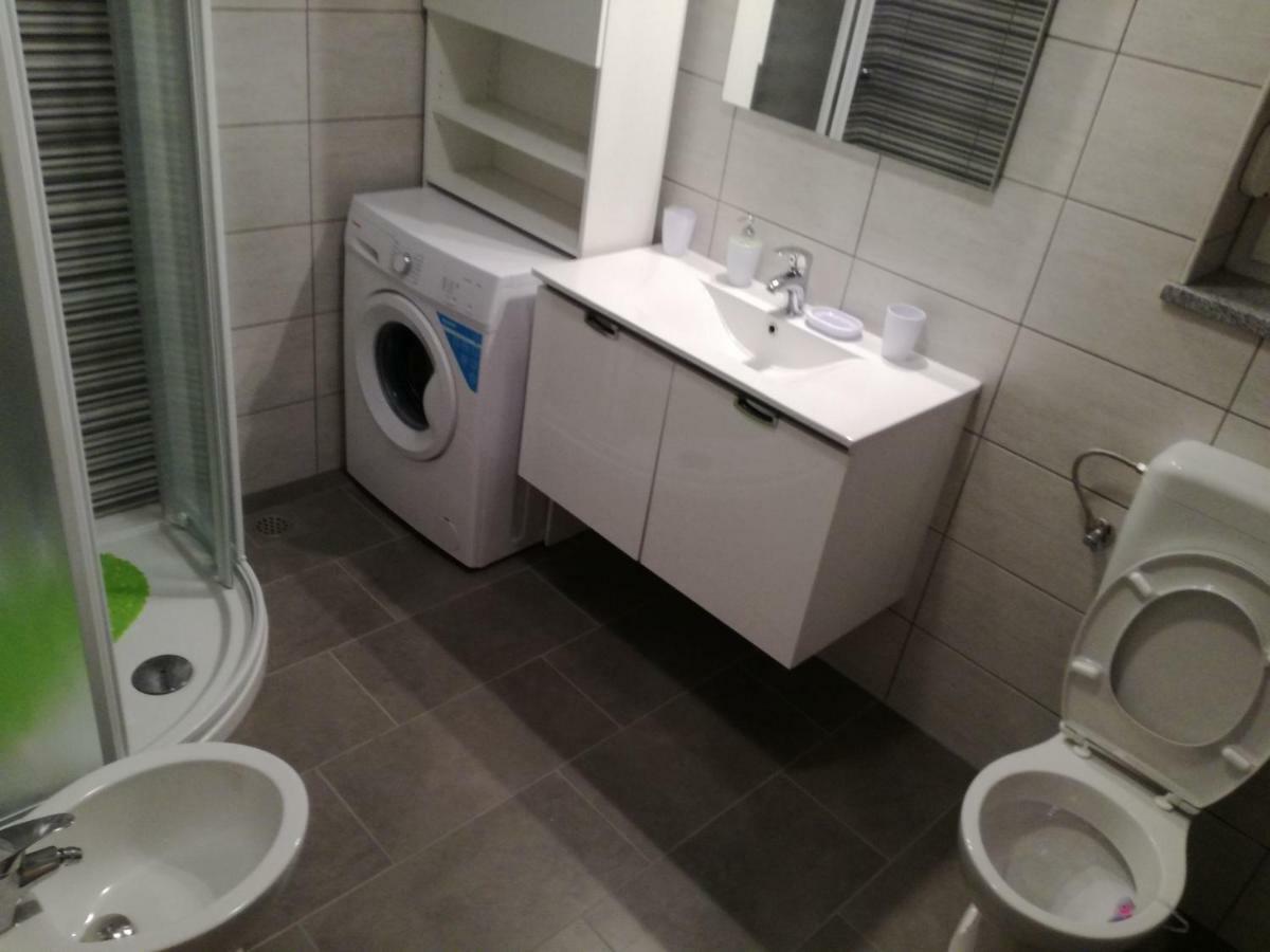 Apart伊佐拉 外观 照片